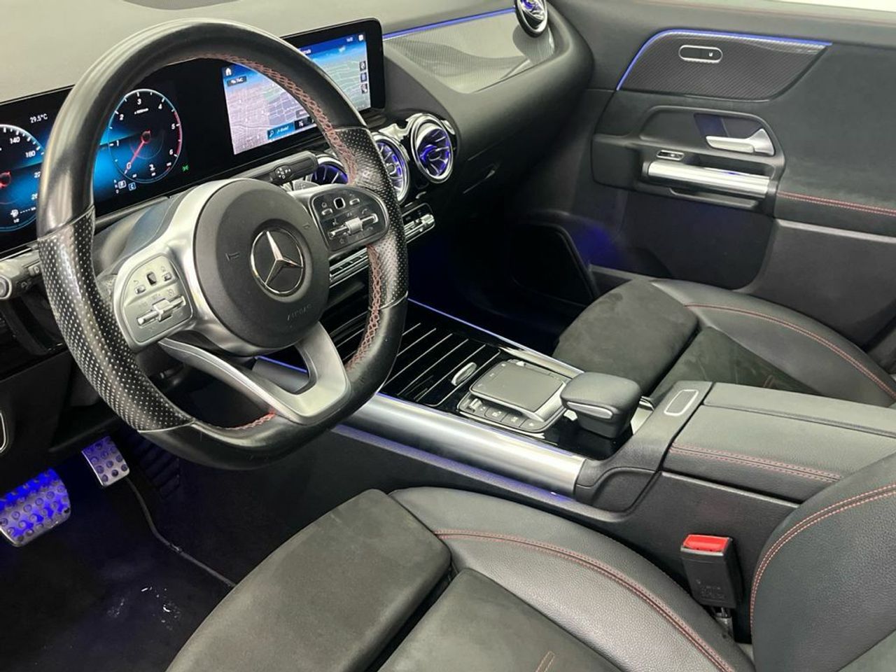 Mercedes GLA 200 d AMG Line (EURO 6d) - Foto 2