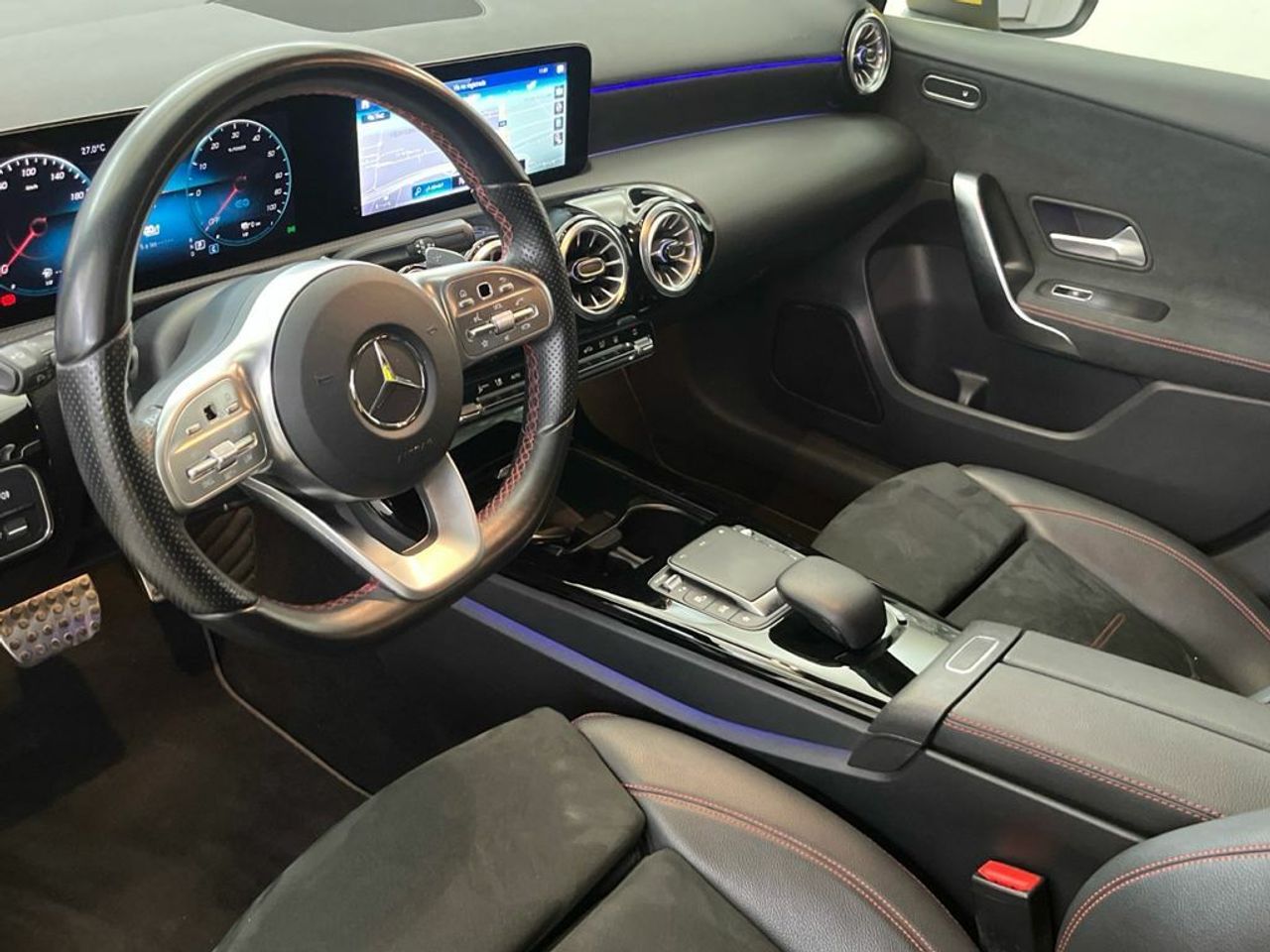 Mercedes Clase A 250 e AMG Line (EURO 6d) - Foto 2