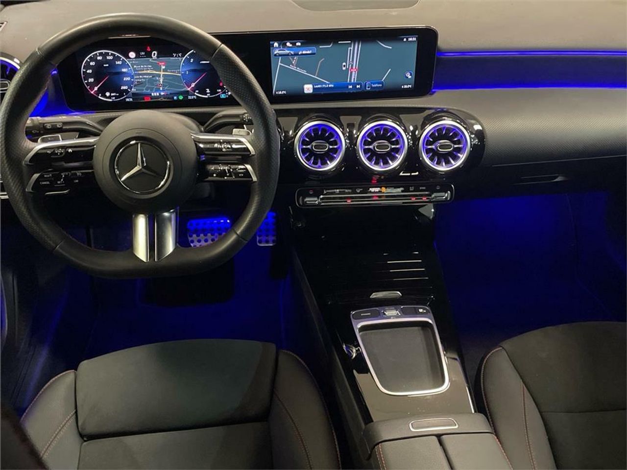 Mercedes Clase A 200 d - Foto 2