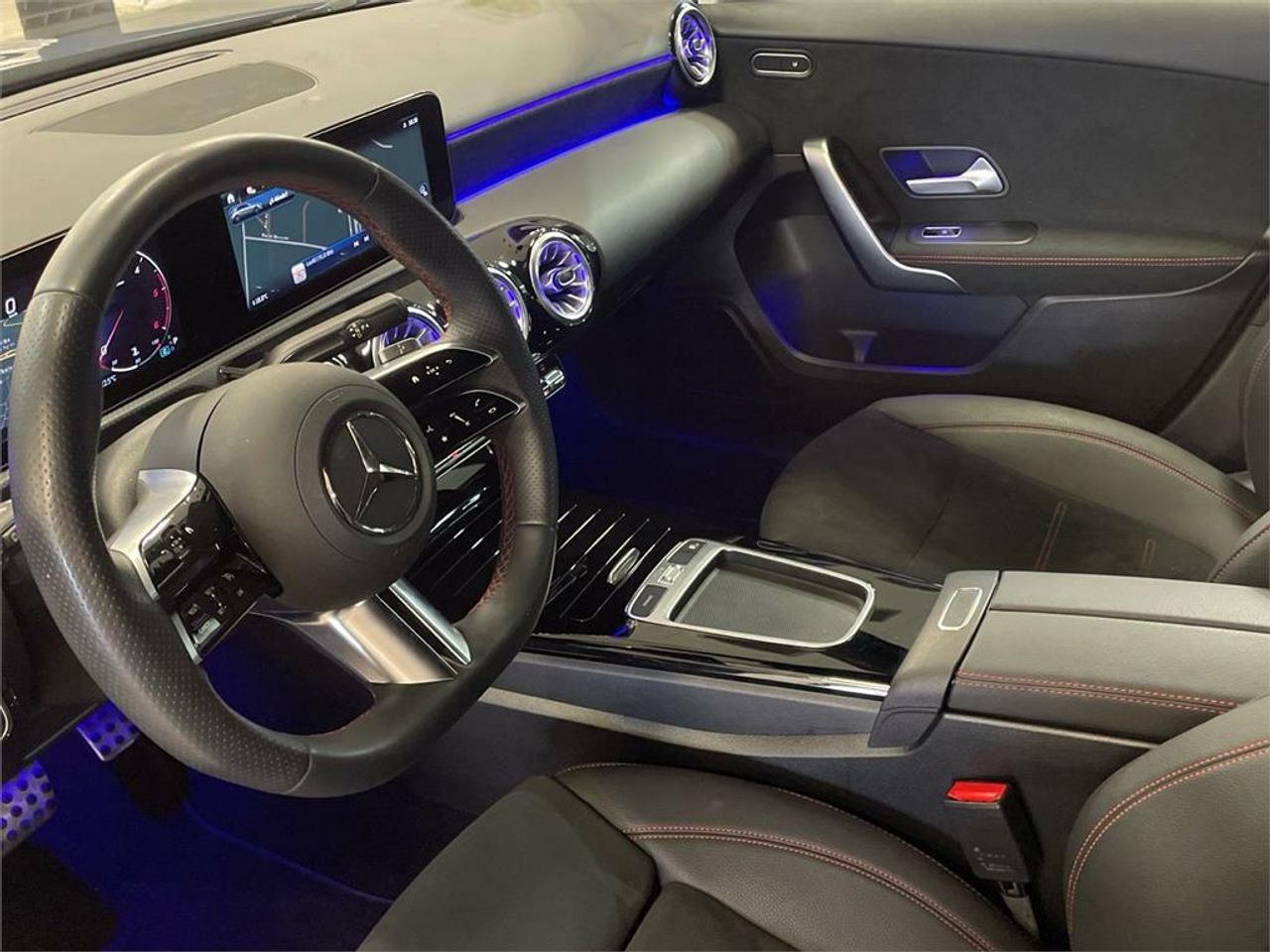 Mercedes Clase A 200 d - Foto 2