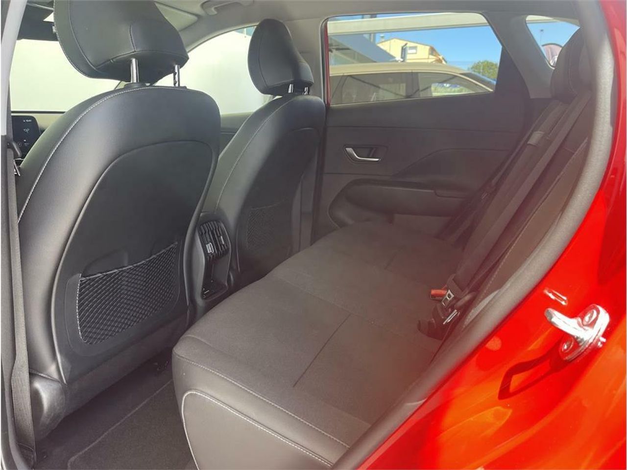 Hyundai Kona EV 150kW 65kWh Tecno 2C - Foto 2