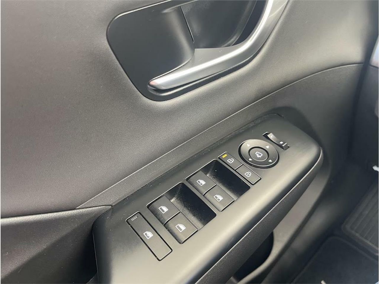 Hyundai Kona EV 150kW 65kWh Tecno 2C - Foto 2