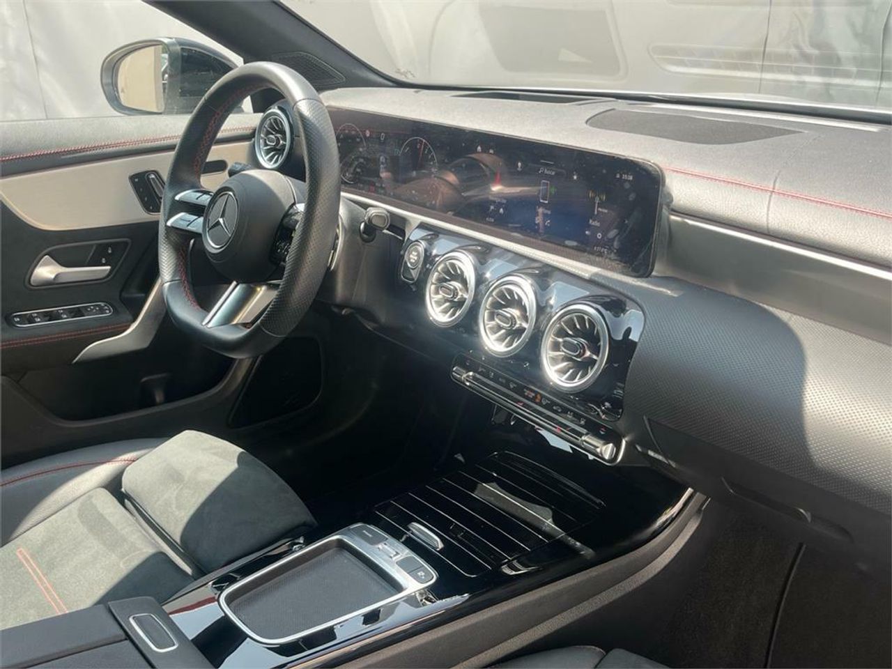 Mercedes CLA 250 e Coupé - Foto 2