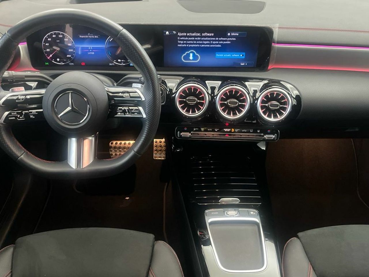 Mercedes CLA 250 e Coupé - Foto 2