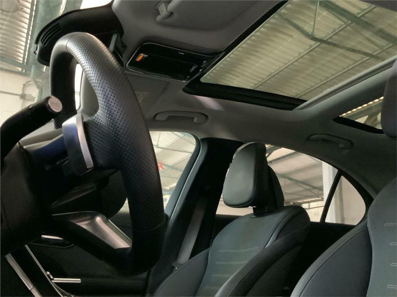 Mercedes Clase C 300 e Berlina - Foto 2