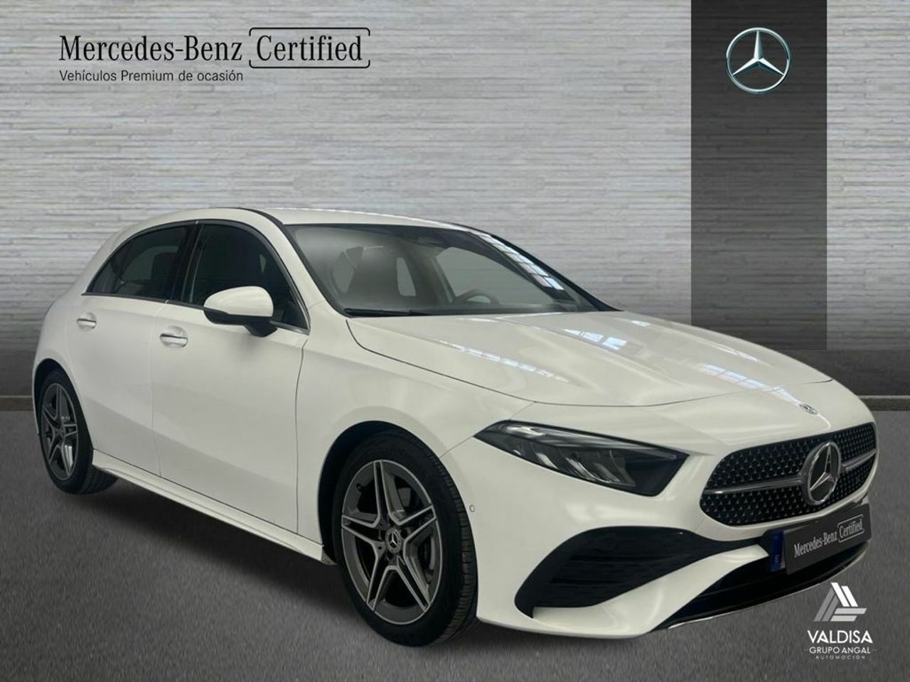 mercedes clase a 2024 / foto grande (3)