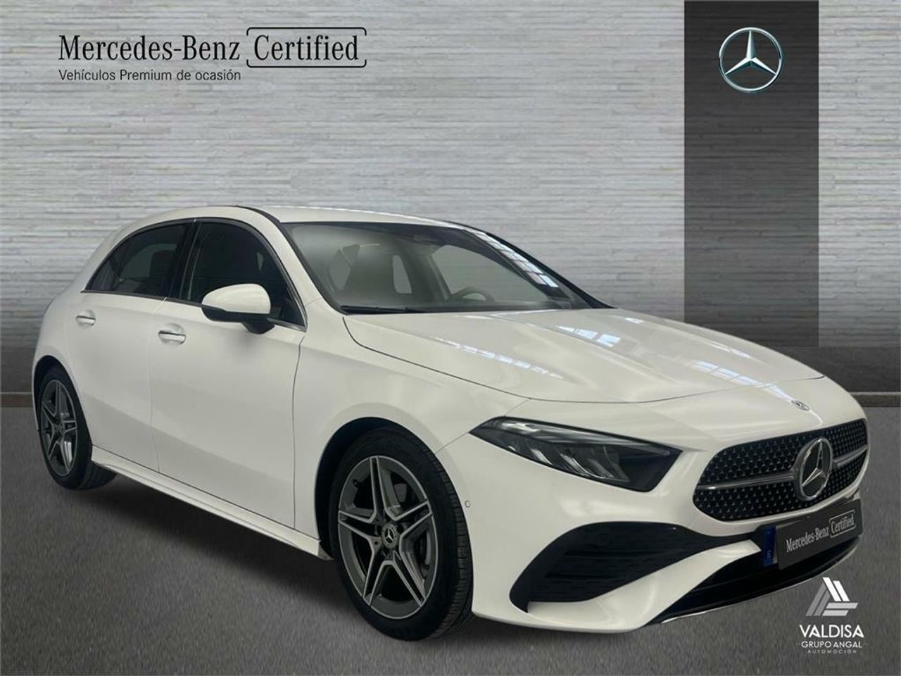 mercedes clase a 2024 / foto grande (3)