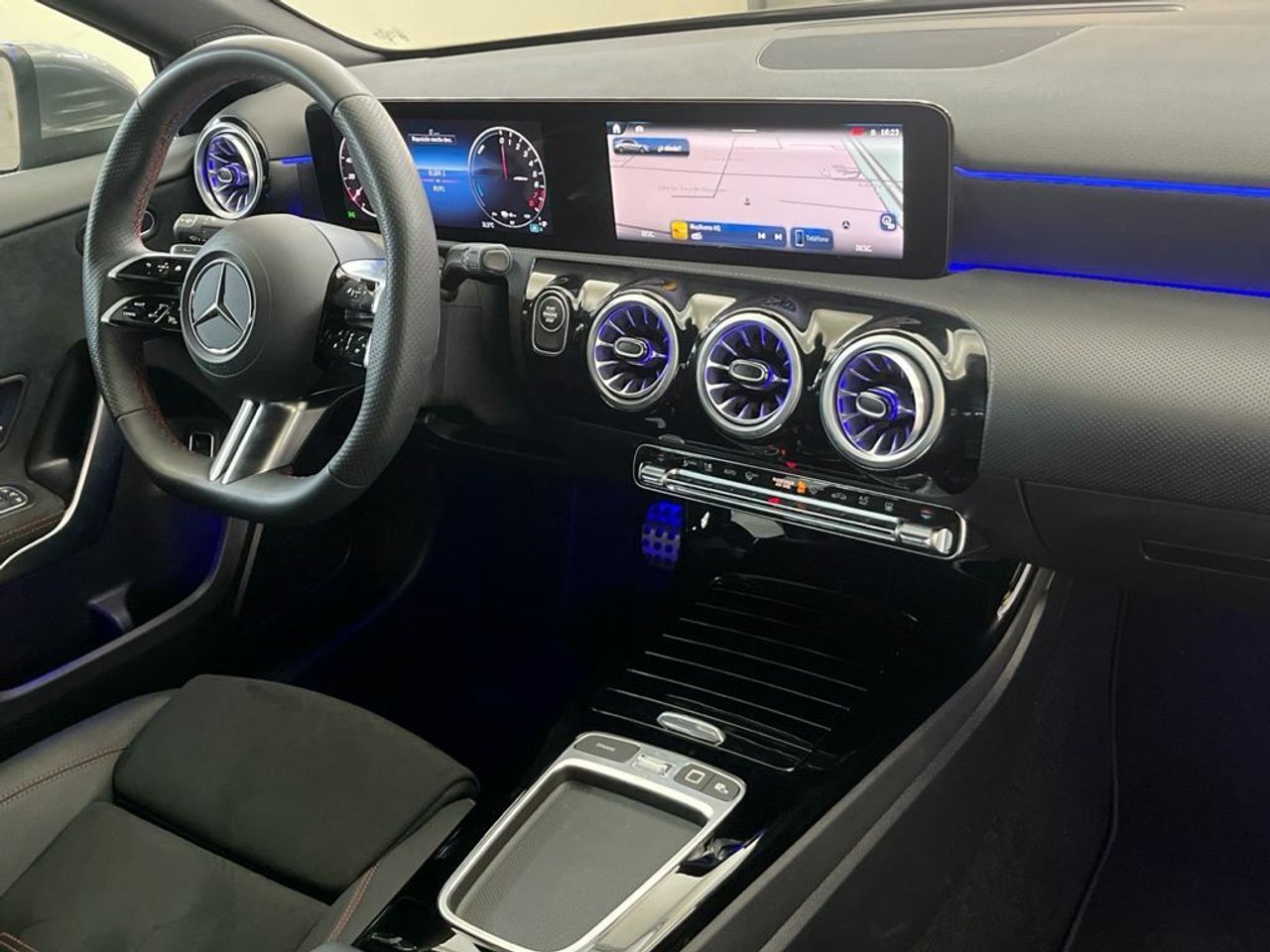 Mercedes Clase A 250 e Berlina con tecnología híbrida EQ - Foto 2