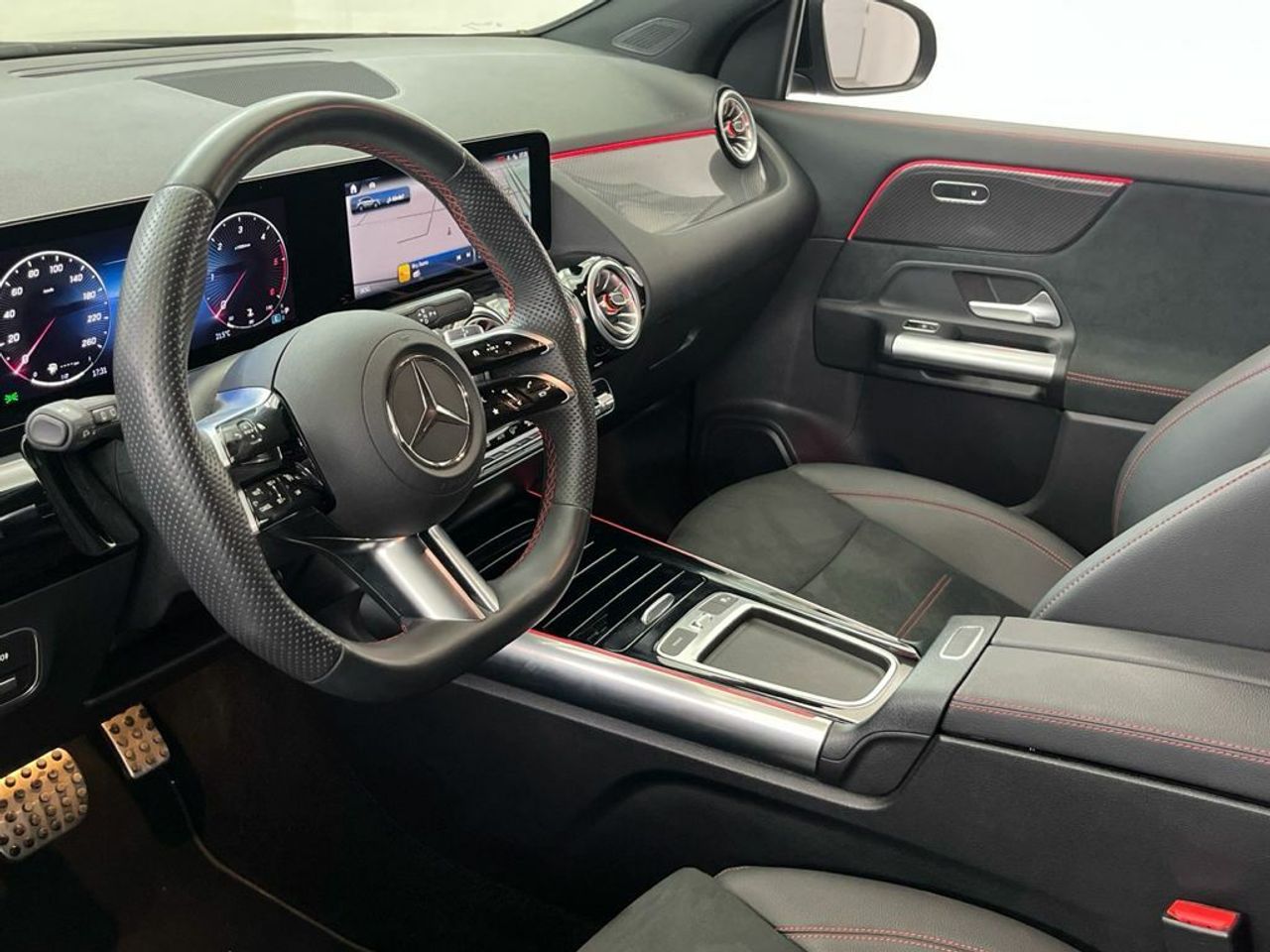 Mercedes GLA 200 d - Foto 2