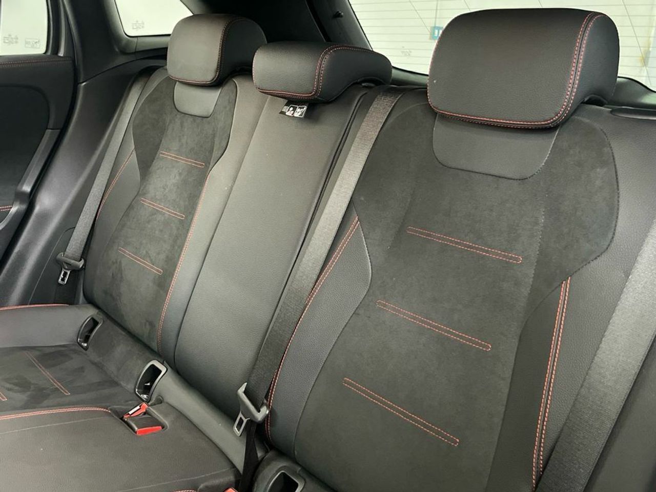 Mercedes GLA 200 d - Foto 2