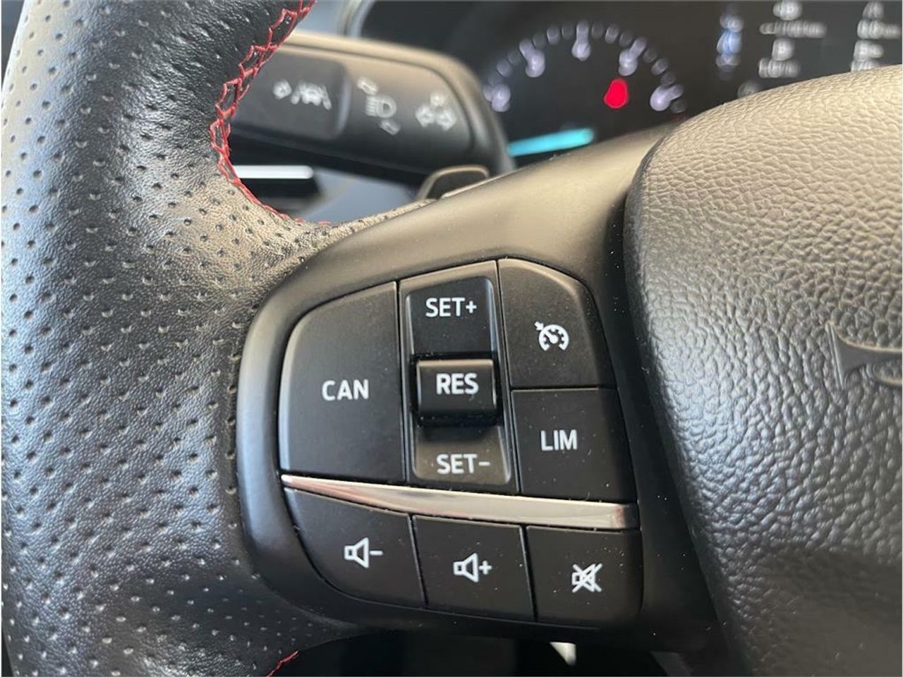 Ford Focus 1.0 Ecoboost 92kW ST-Line Auto - Foto 2