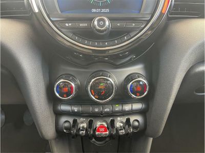 MINI Cooper ONE 5 PUERTAS
