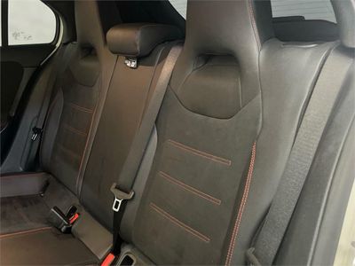 Mercedes Clase A 180 AMG Line (EURO 6d)