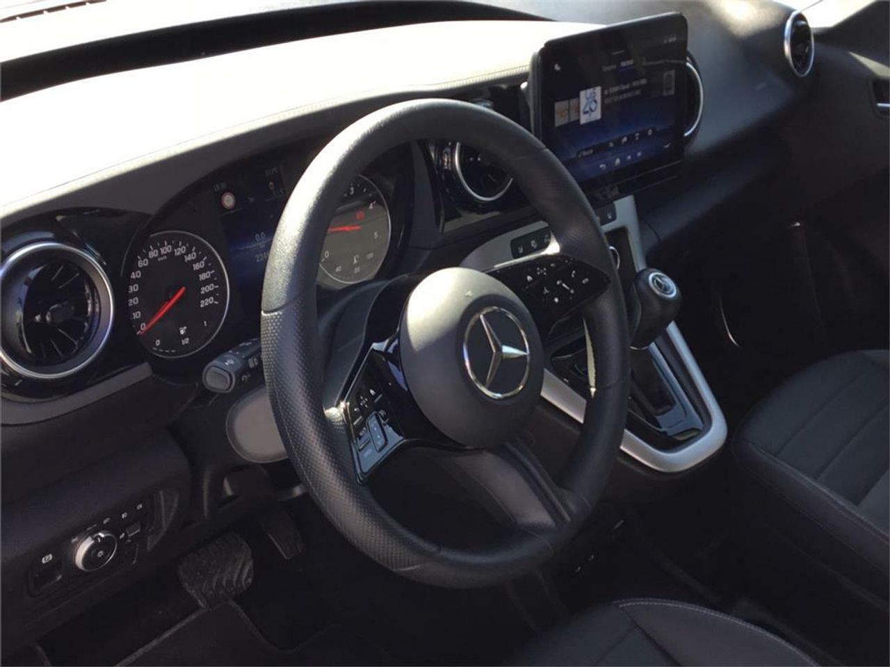 Mercedes Clase T 180 d - Foto 2