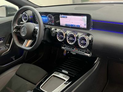 Mercedes Clase A 250 e Berlina con tecnología híbrida EQ