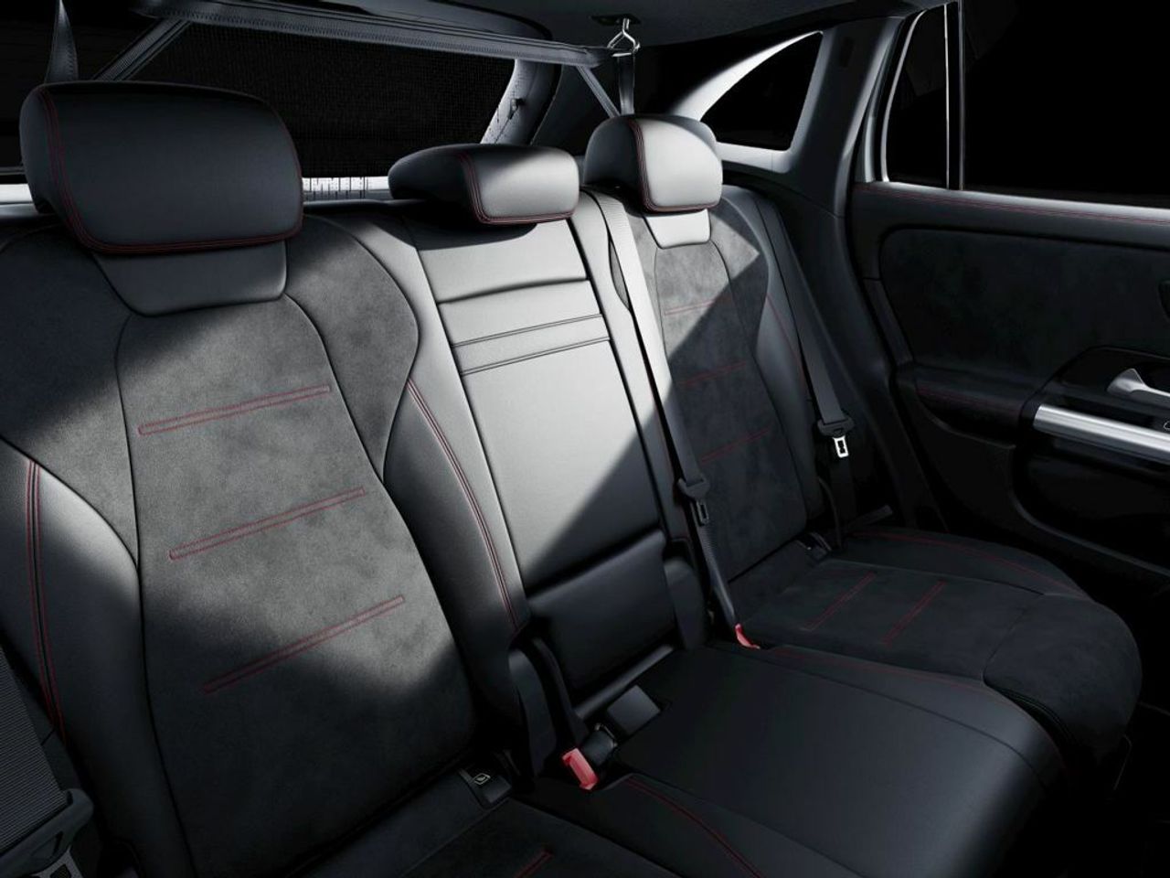 Mercedes GLA 200 d - Foto 2