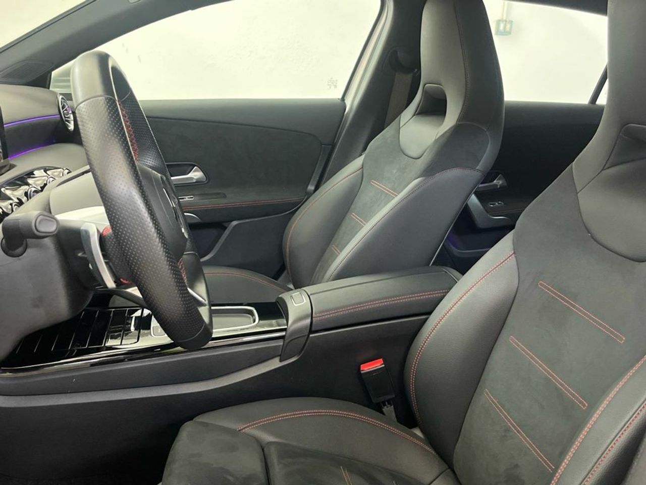 Mercedes Clase A 250 e Compacto - Foto 2