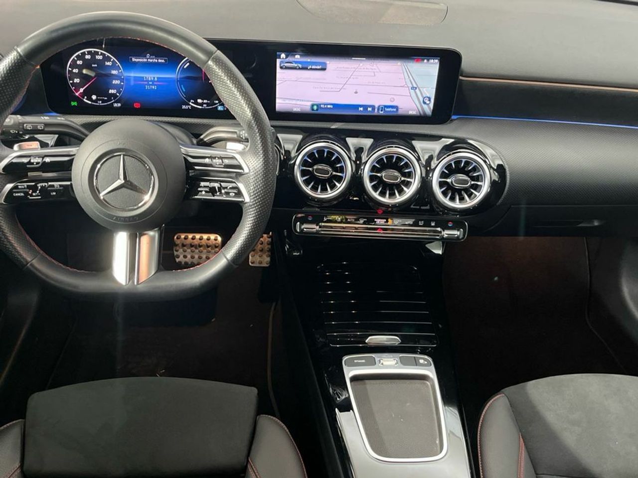 Mercedes Clase A 250 e Compacto - Foto 2