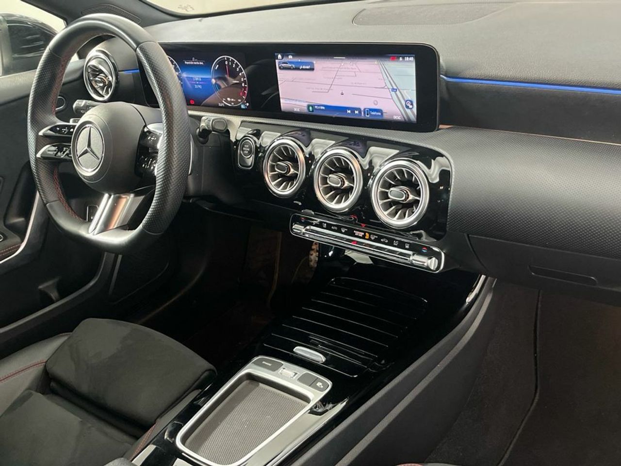 Mercedes Clase A 250 e Compacto - Foto 2