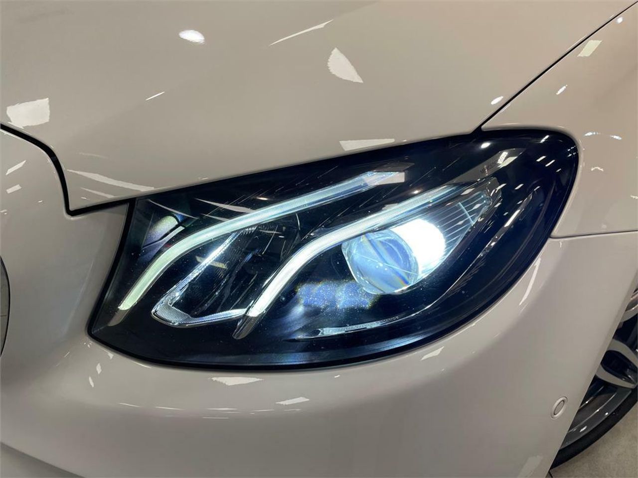 Mercedes Clase E 220 d Estate - Foto 2