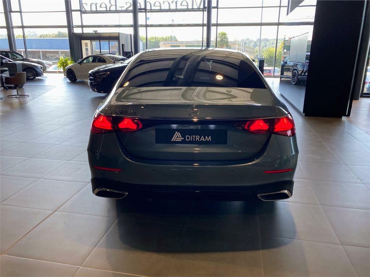 Mercedes Clase E 220 d - Foto 2