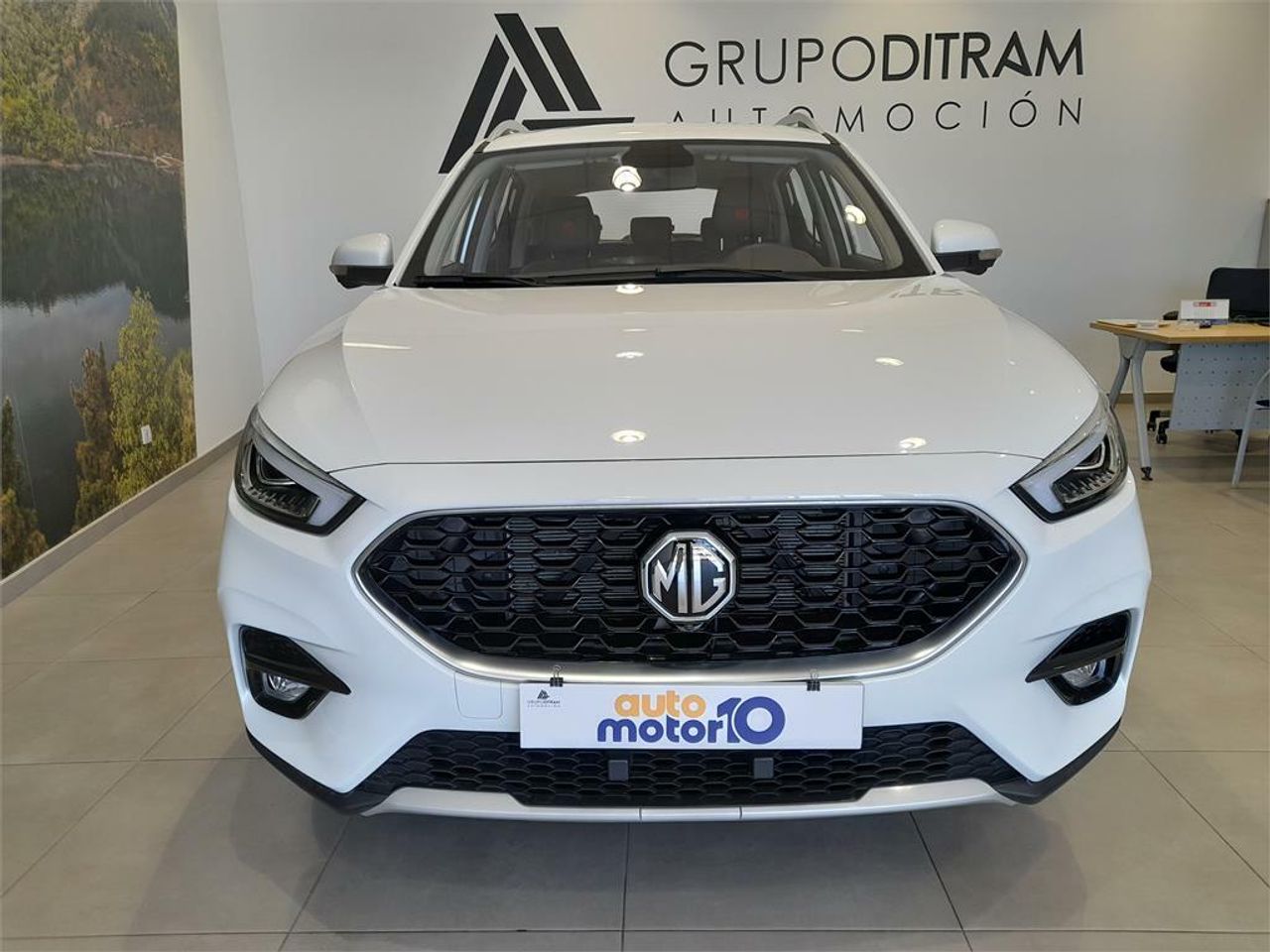 MG ZS 1.5 Luxury - Foto 2