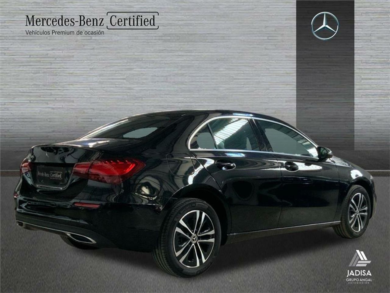 Mercedes Clase A 250 e Sedán - Foto 2