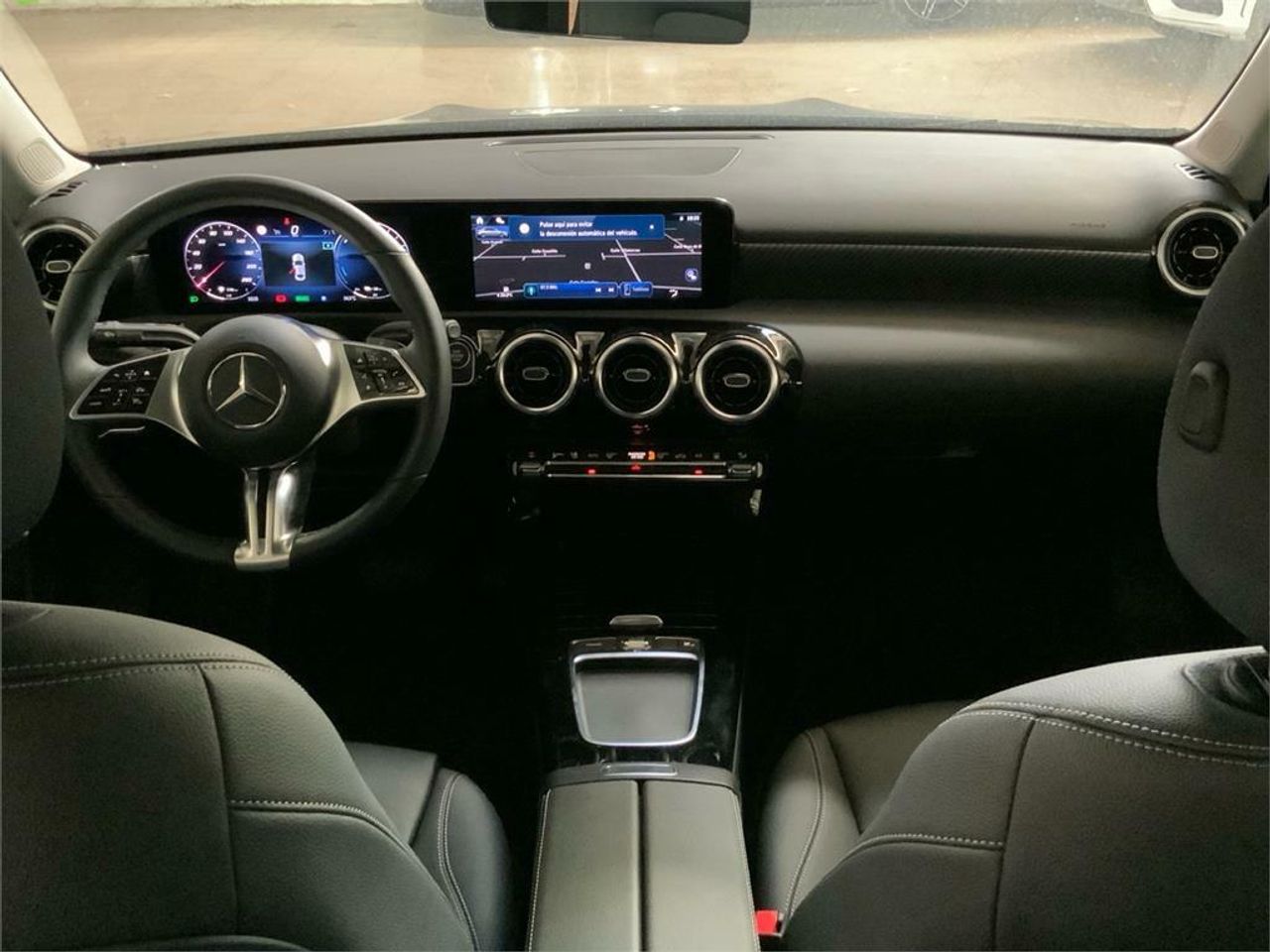 Mercedes Clase A 250 e Sedán - Foto 2