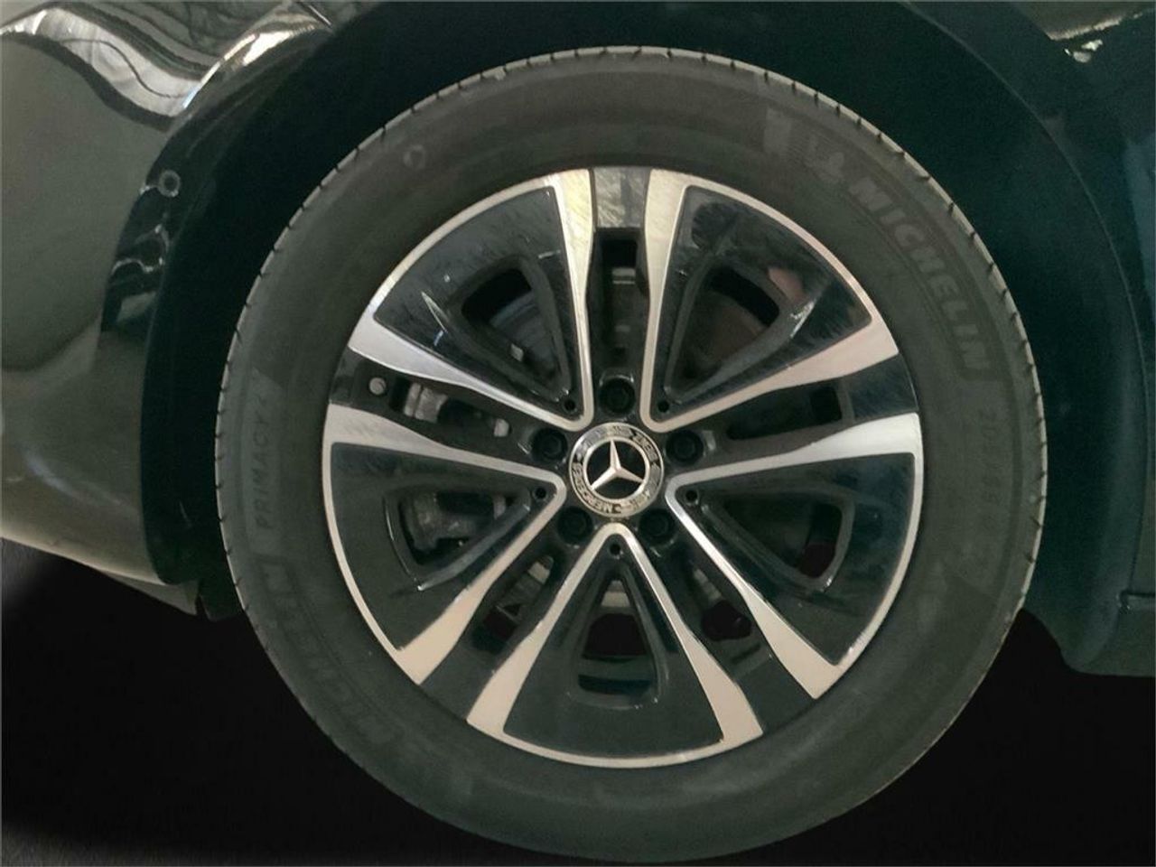 Mercedes Clase A 250 e Sedán - Foto 2
