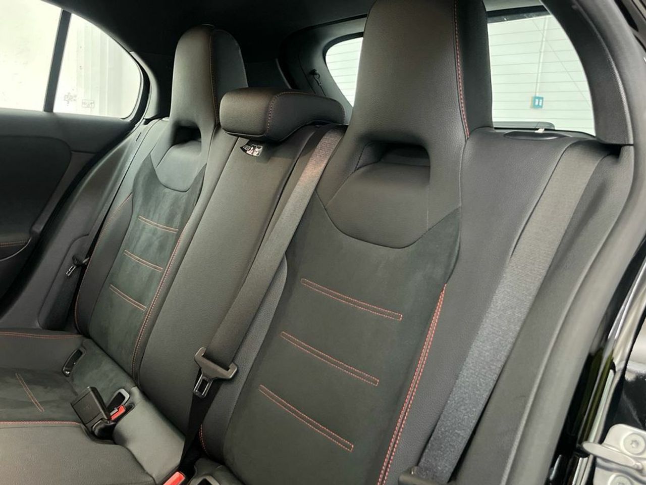 Mercedes Clase A 180 Compacto - Foto 2