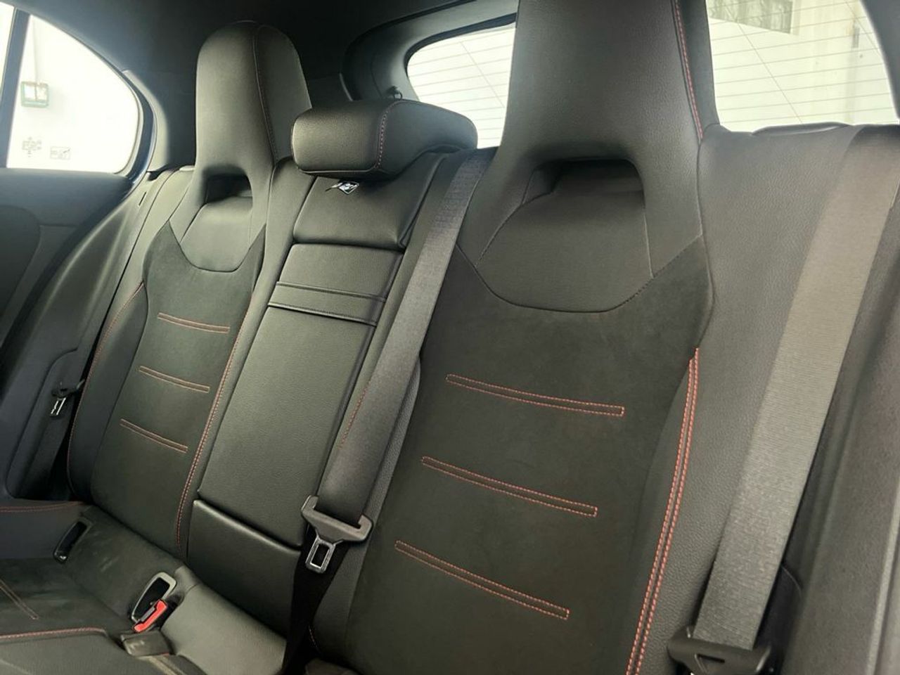 Mercedes Clase A 200 d Compacto - Foto 2