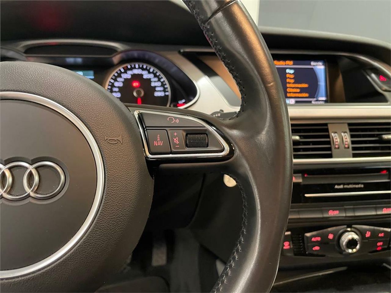 Audi A4 2.0 TDI 150CV - Foto 2