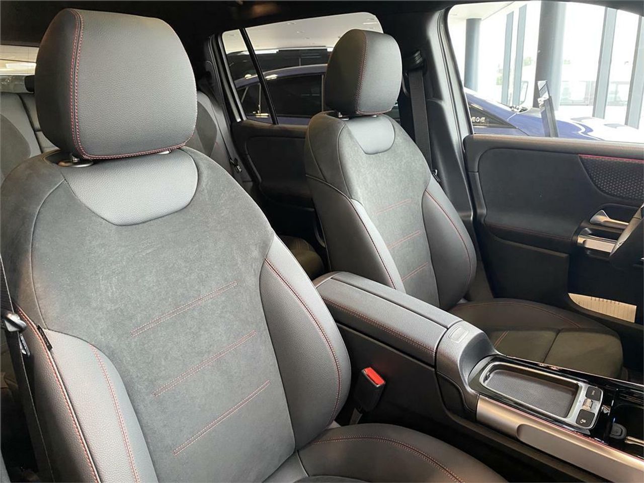 Mercedes EQB EQB 250+ - Foto 2