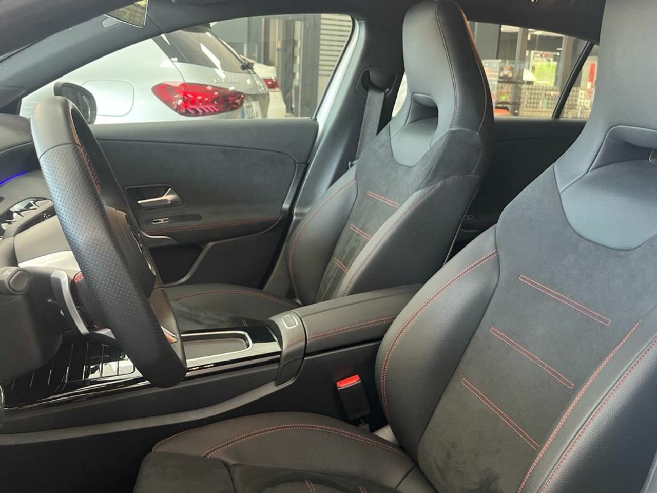 Mercedes Clase A 200 Compacto - Foto 2