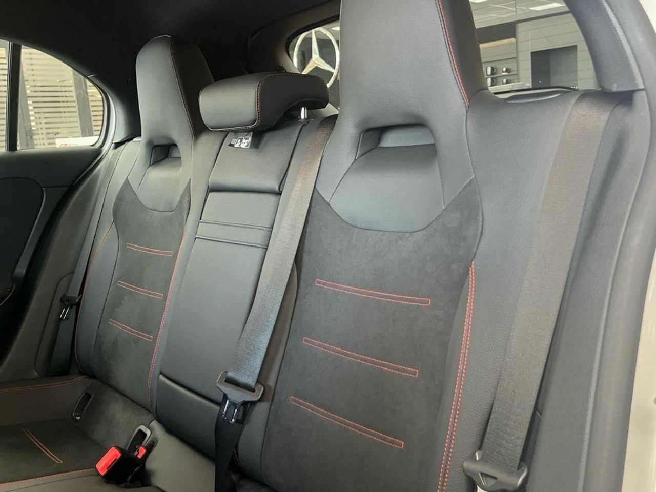 Mercedes Clase A 200 Compacto - Foto 2