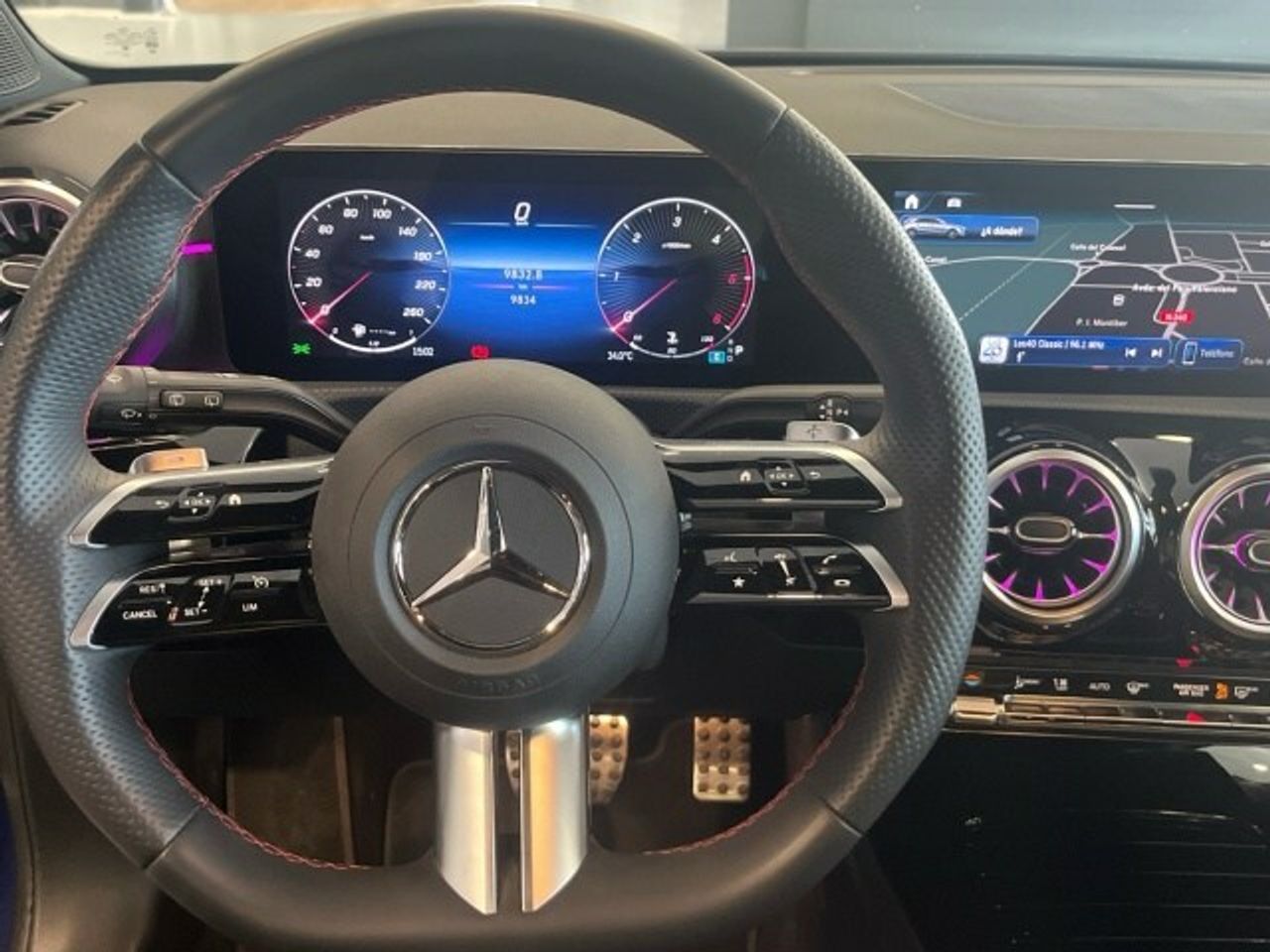 Mercedes Clase A 200 d Compacto - Foto 2