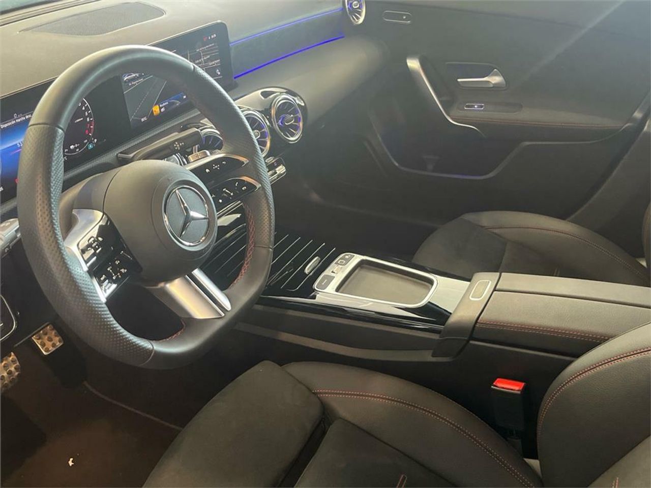 Mercedes Clase A 250 e Berlina con tecnología híbrida EQ - Foto 2