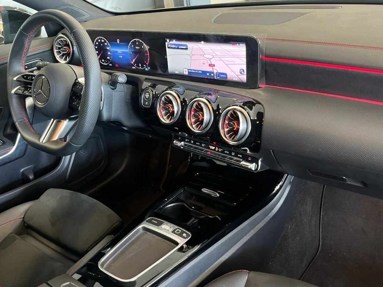 Mercedes CLA 200 d Shooting Brake - Foto 2