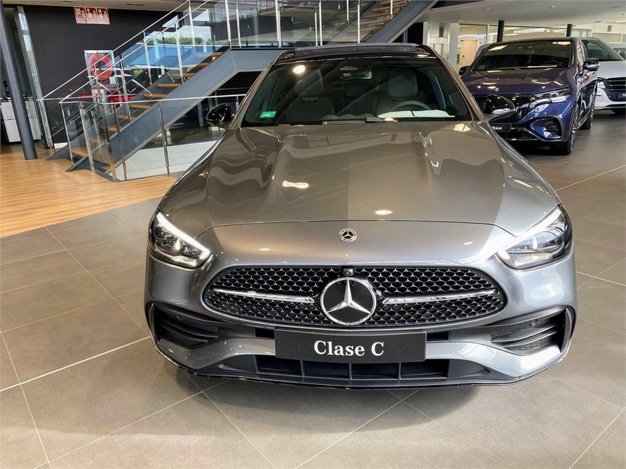 Mercedes Clase C 300 d e tecn. híb. EQ Estate - Foto 2