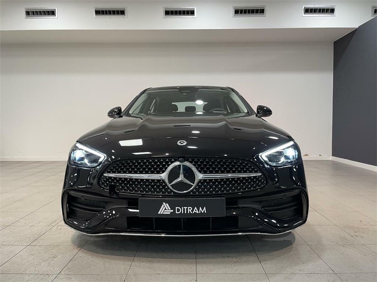 Mercedes Clase C 200 d Berlina - Foto 2