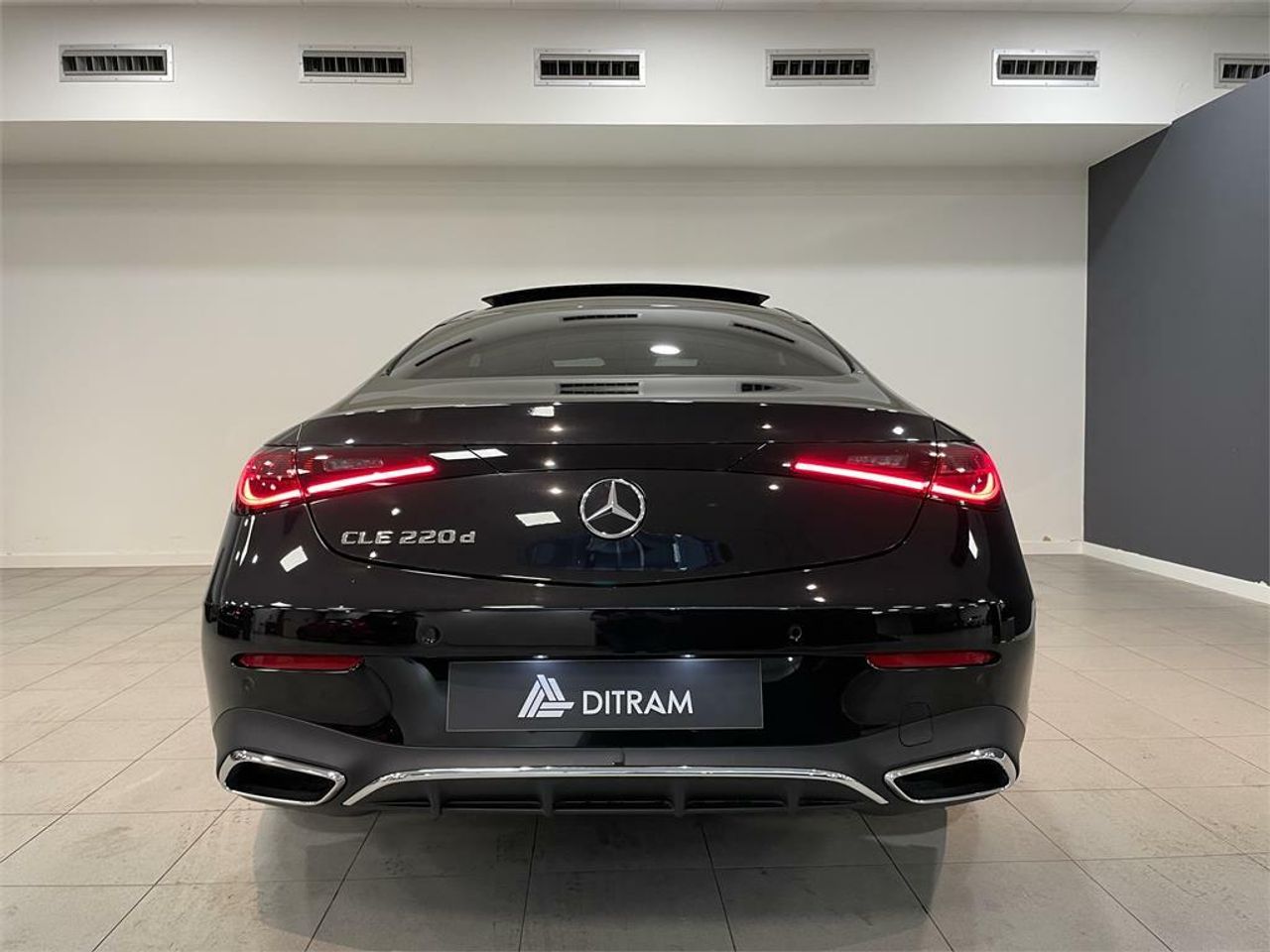 Mercedes Clase CLE CLE 220 d Coupé - Foto 2