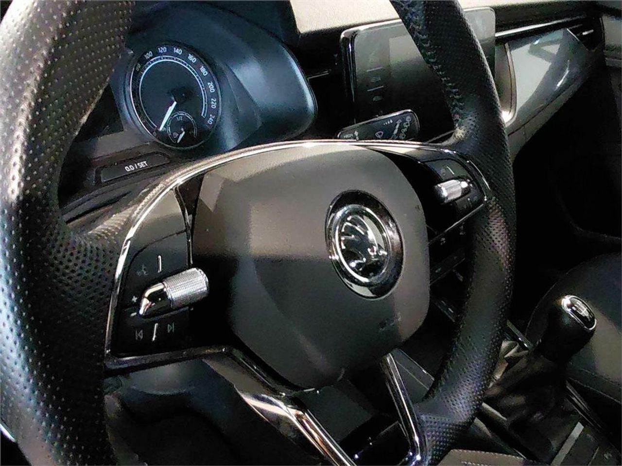 Skoda Kamiq 1.0 TSI 81kW (110CV) AMBITION - Foto 2