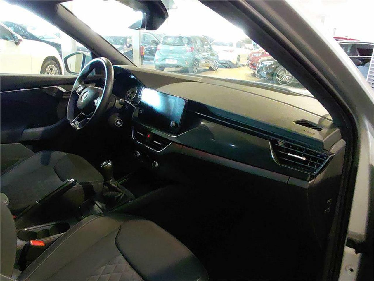 Skoda Kamiq 1.0 TSI 81kW (110CV) AMBITION - Foto 2