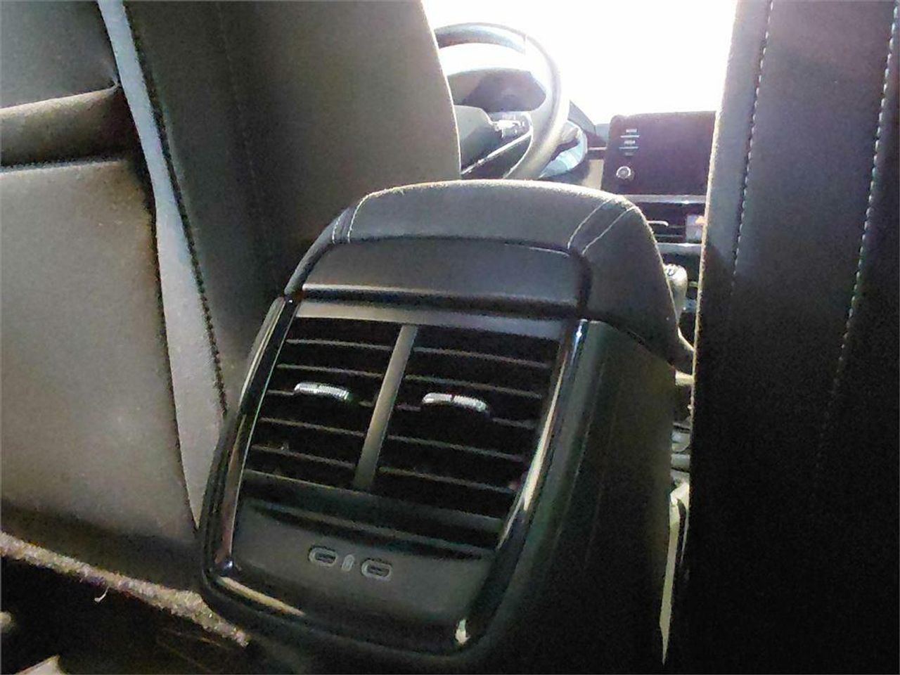 Skoda Kamiq 1.0 TSI 81kW (110CV) AMBITION - Foto 2