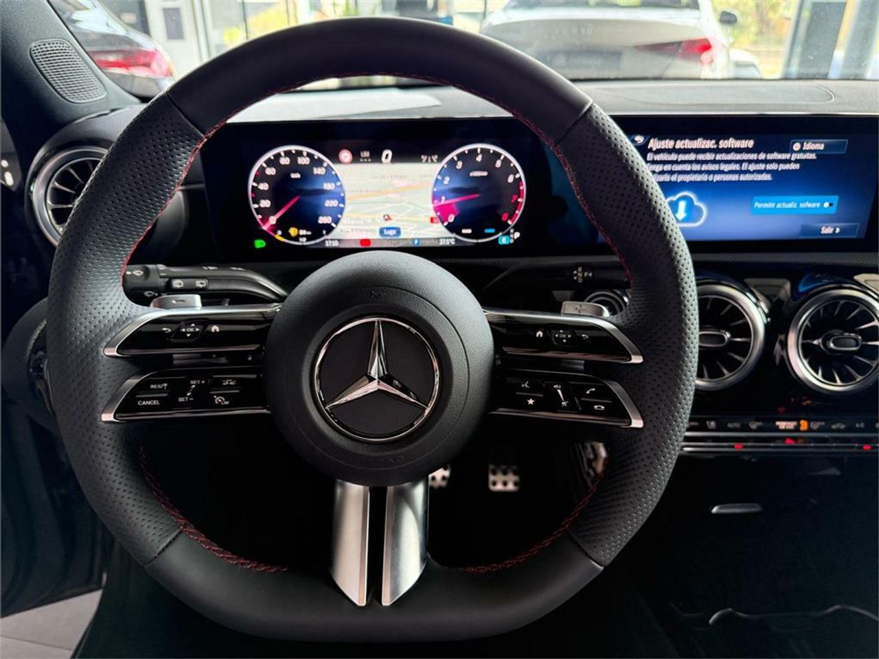 Mercedes Clase A 180 - Foto 2