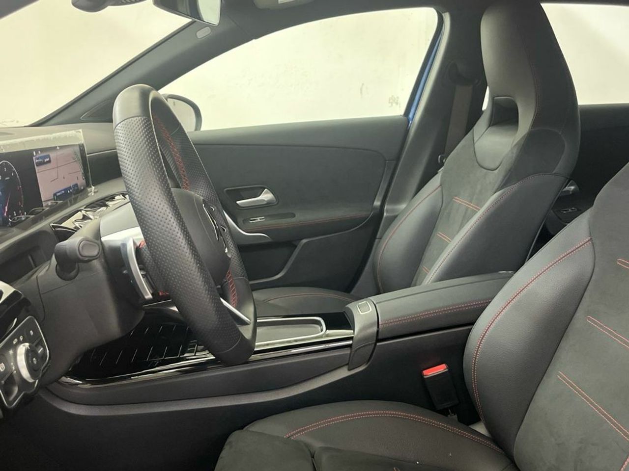 Mercedes Clase A 200 d Compacto - Foto 2