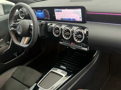 Mercedes Clase A 250 e Berlina con tecnología híbrida EQ