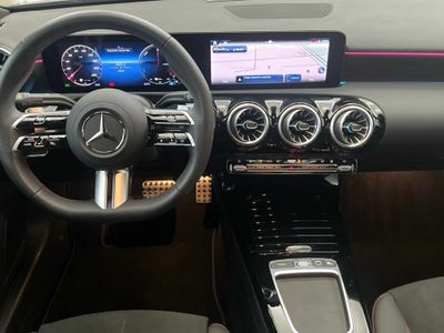 Mercedes Clase A 250 e Berlina con tecnología híbrida EQ