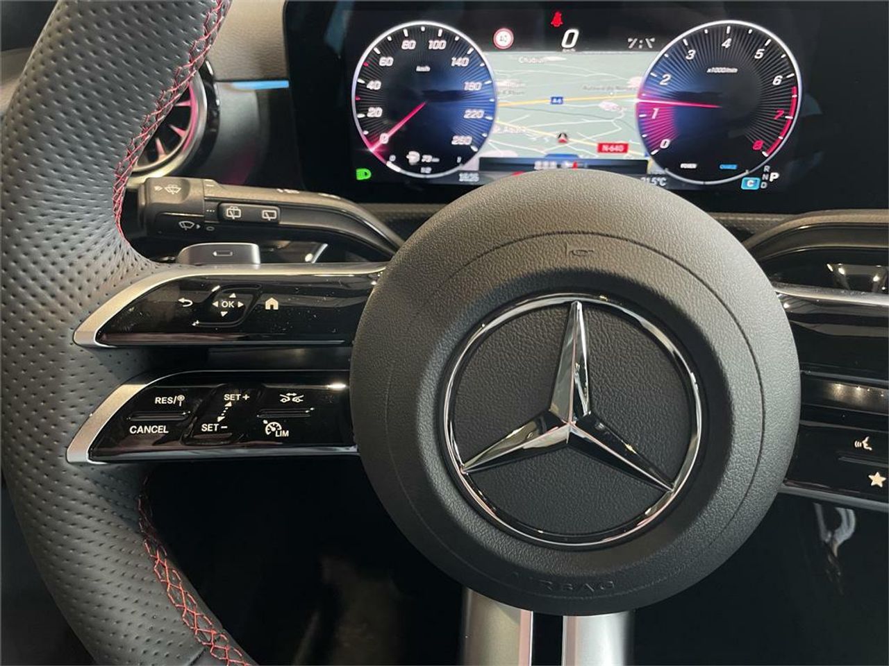 Mercedes Clase A 180 - Foto 2