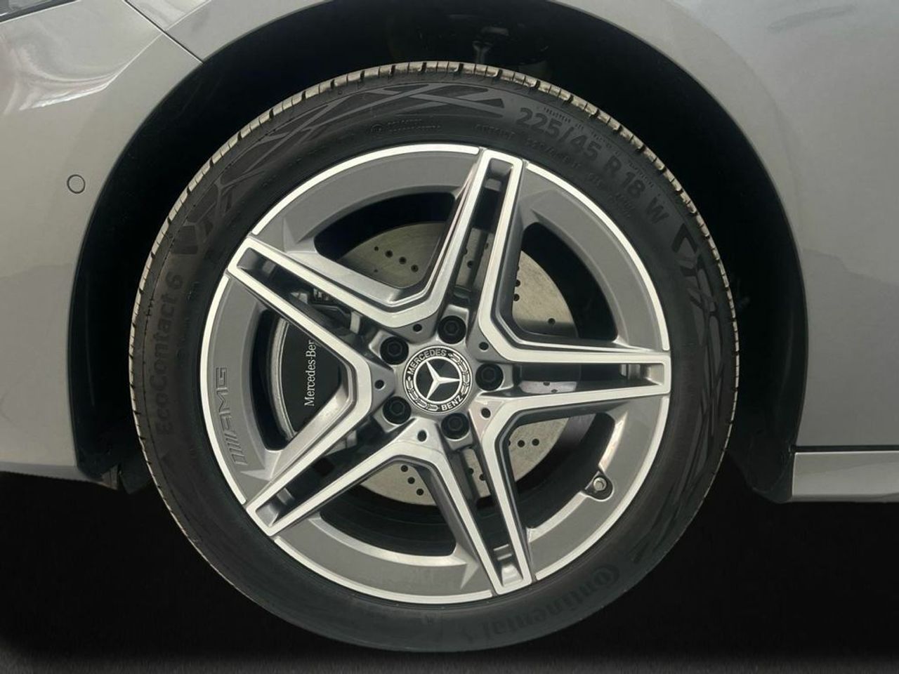 Mercedes Clase A 250 e Compacto con tecnología híbrida EQ - Foto 2
